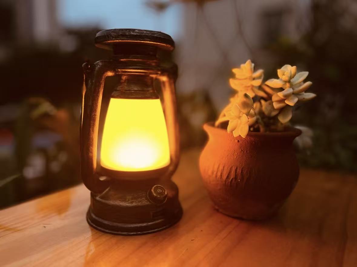 Vintage Camping Lamp